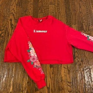 Cropped L’amour shirt